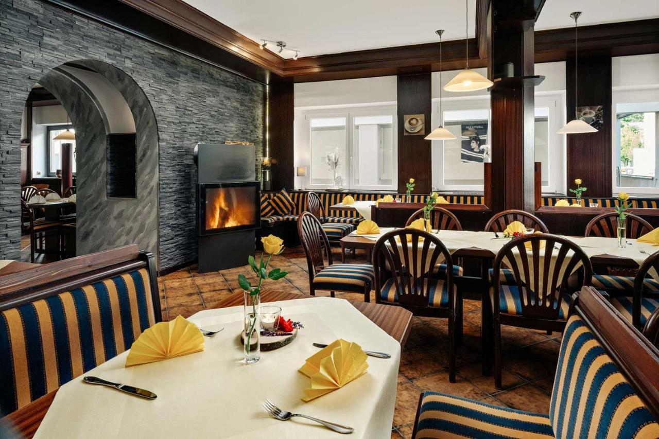 Hotel Park Cafe Reichl Бад-Аббах Екстер'єр фото